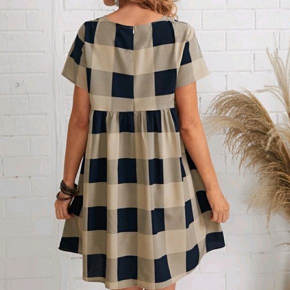 Emery Rose Ladies XS Sundress - Picture 2 of 4